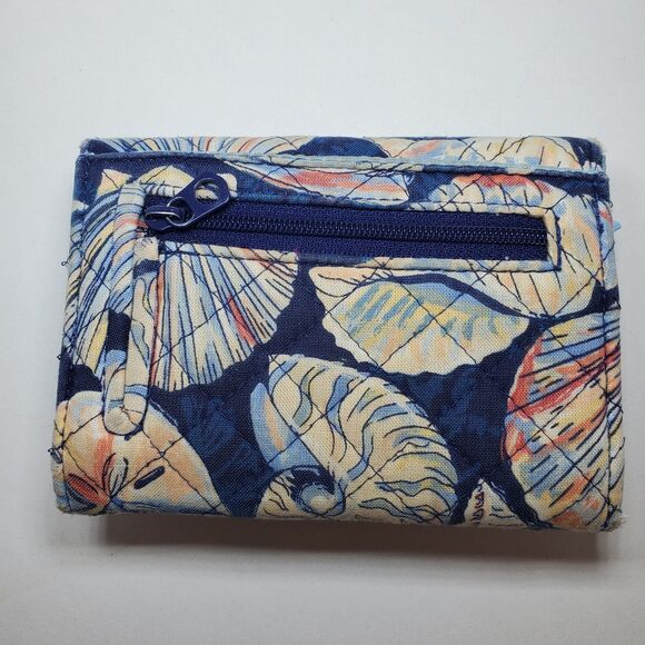 Vera Bradley Tri-fold Wallet Morning Shells Print Navy Blue Cottage Summer Beach - Picture 2 of 7